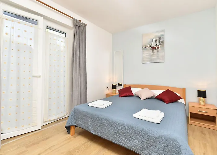 Spacious With Garden * بوريتش