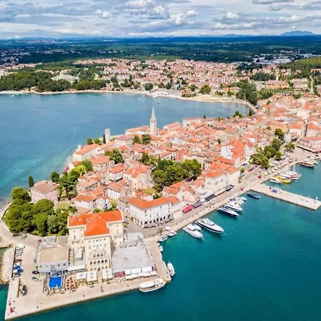 Apartman Spacious With Garden