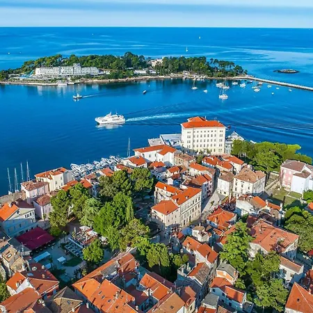 Spacious With Garden * Poreč