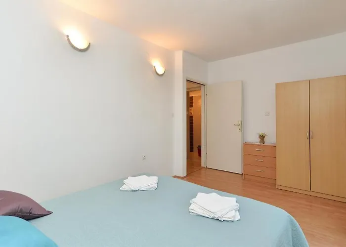 Spacious With Garden * Poreč