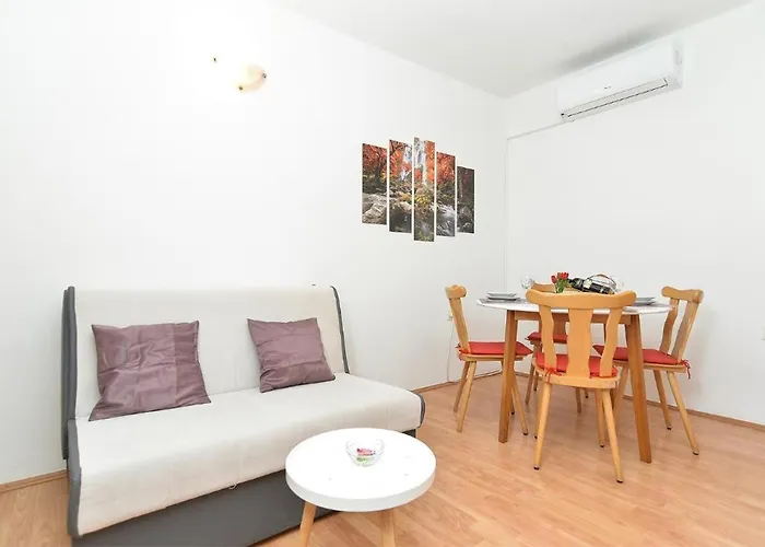 Apartamento Spacious With Garden