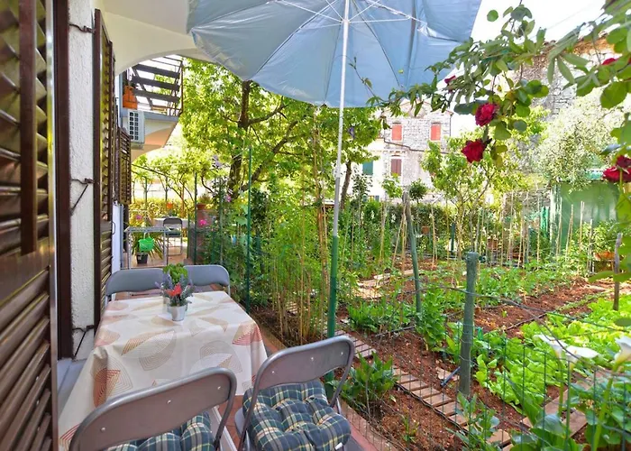 Spacious With Garden * Poreč